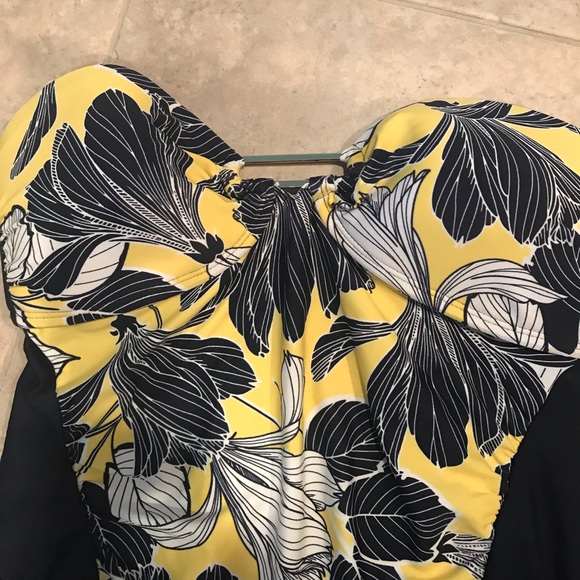 ❤️NWOT Cute Merona Swimsuit Small - Picture 2 of 5